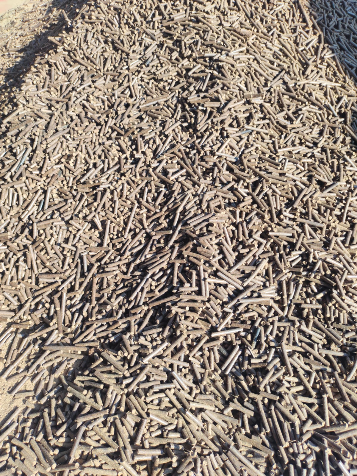 Paddy Straw (Parali) Pellets – Aadi Biofuels